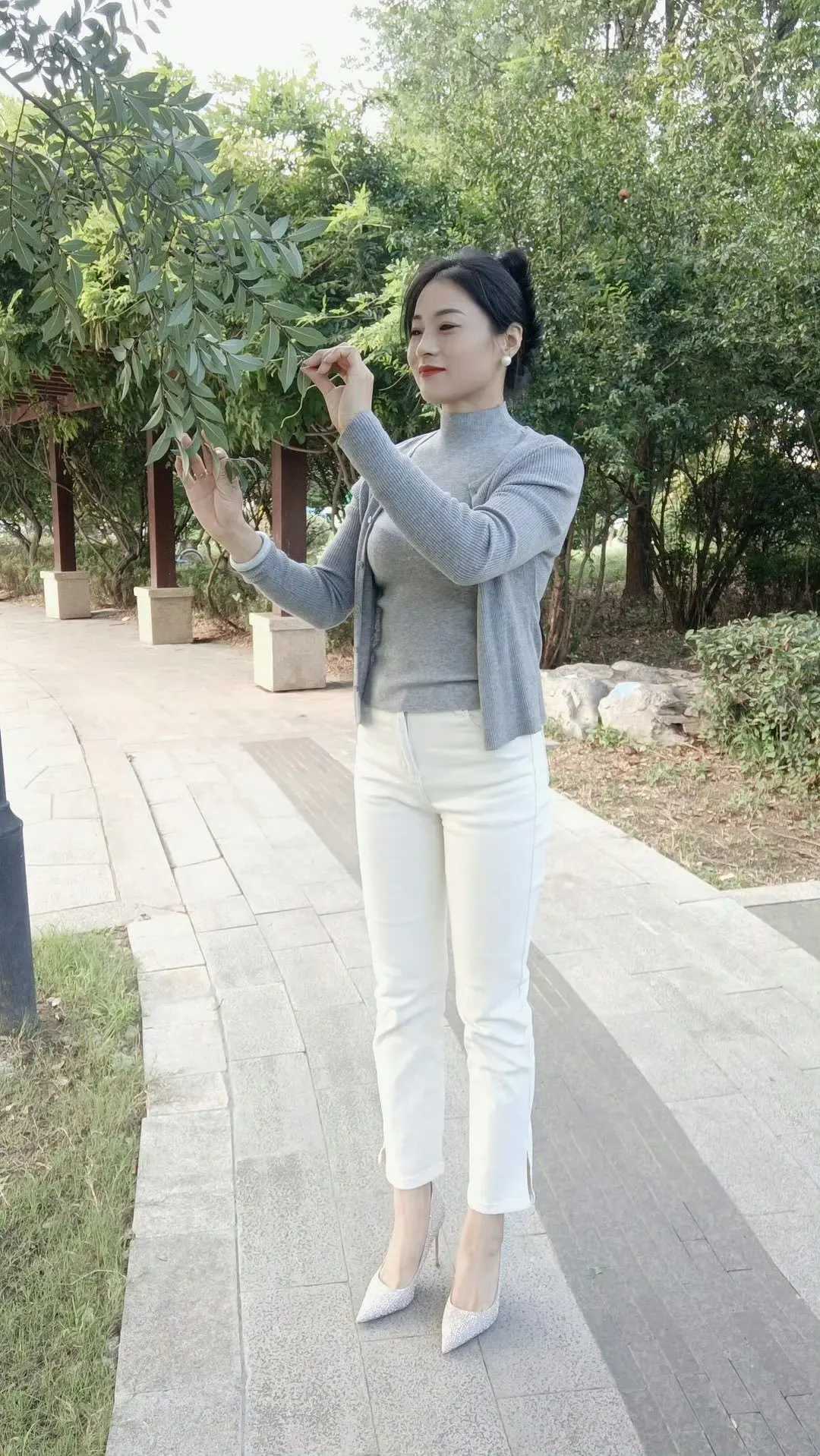 能让阿姨开心的人不多了