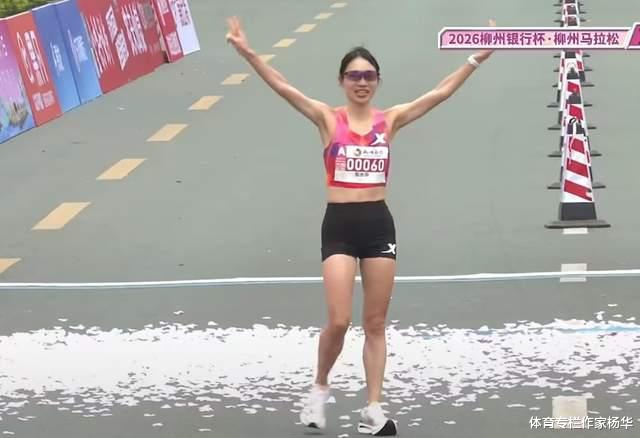 背靠背夺冠！前女护士张水华柳州马拉松封后，赛季总奖金突破20