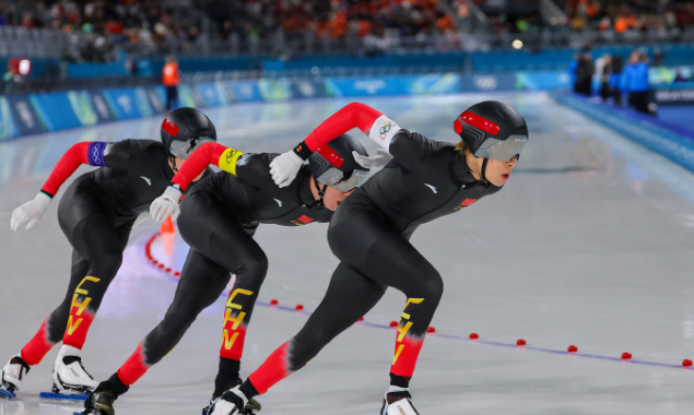 当地时间 2 月 17 日，米兰冬奥会速度滑冰男子团体追逐赛铜牌战上演极限对决！
