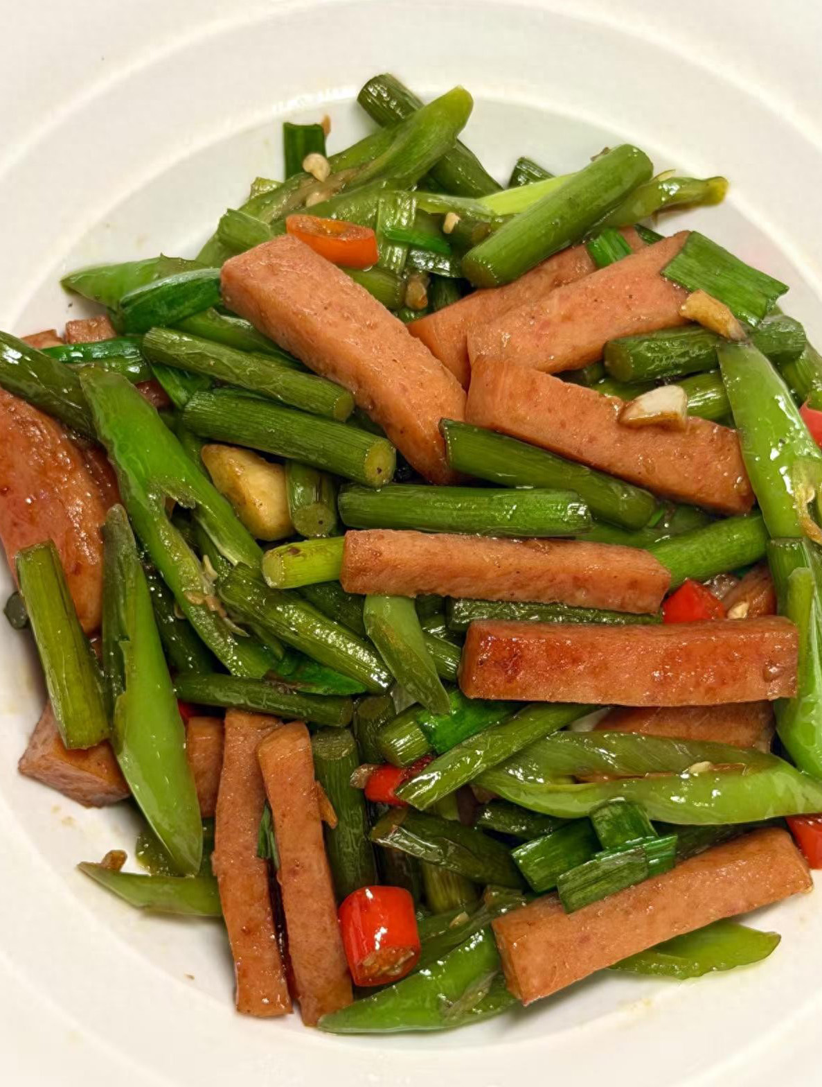 别总吃韭菜菠菜啦！这 3 样时令菜，清爽下饭还养人
春天正是吃鲜蔬的好时候，这几