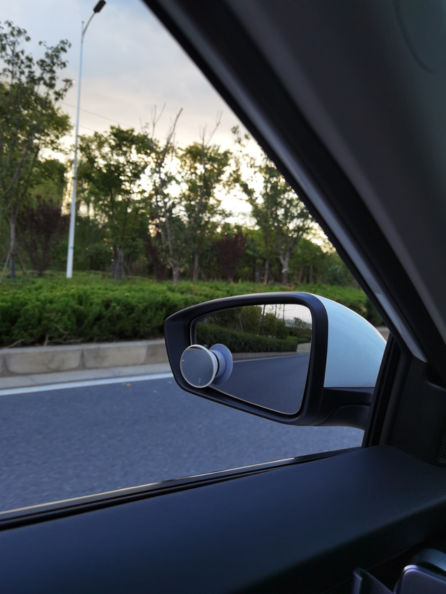 这价格要啥要求
帝豪的隔音，隔音嘛，跟我同事的瑞虎就不是一个级别了，我夸张的时候