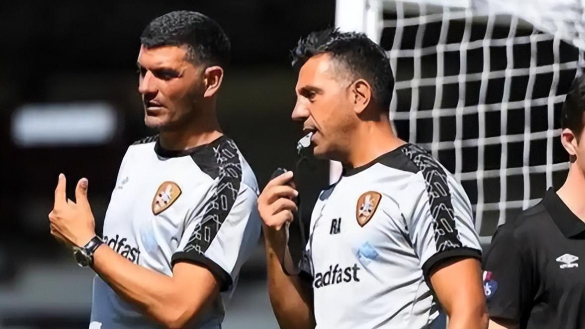 中超第8轮，成都蓉城-浙江，前瞻：兄弟阋墙