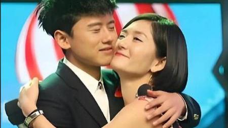 谢娜演唱会票价最高1180元，网友：难道像岳云鹏翻唱16首别人歌曲