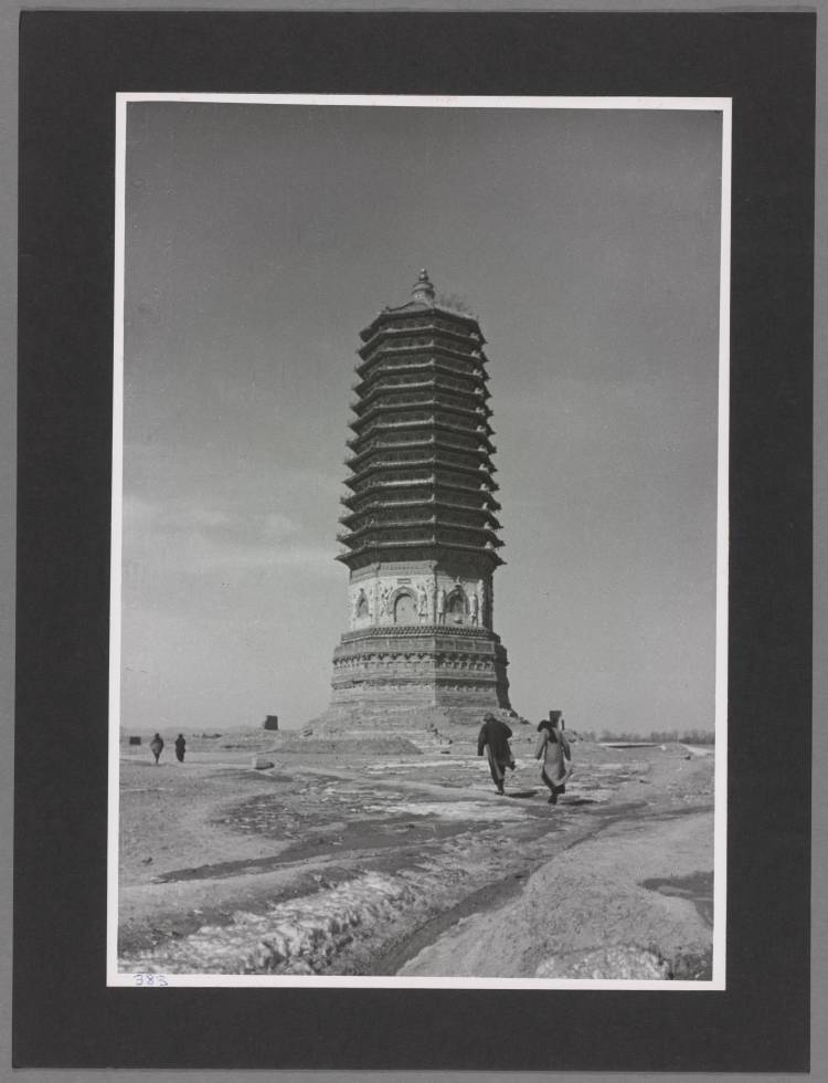 民国时期北京慈寿寺永安万寿塔（俗称玲珑塔、八里庄塔）