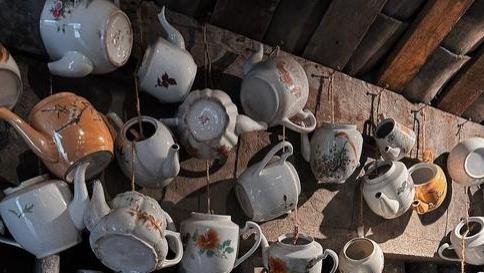 市民：老茶馆都有一个通病，那就是太吵了！