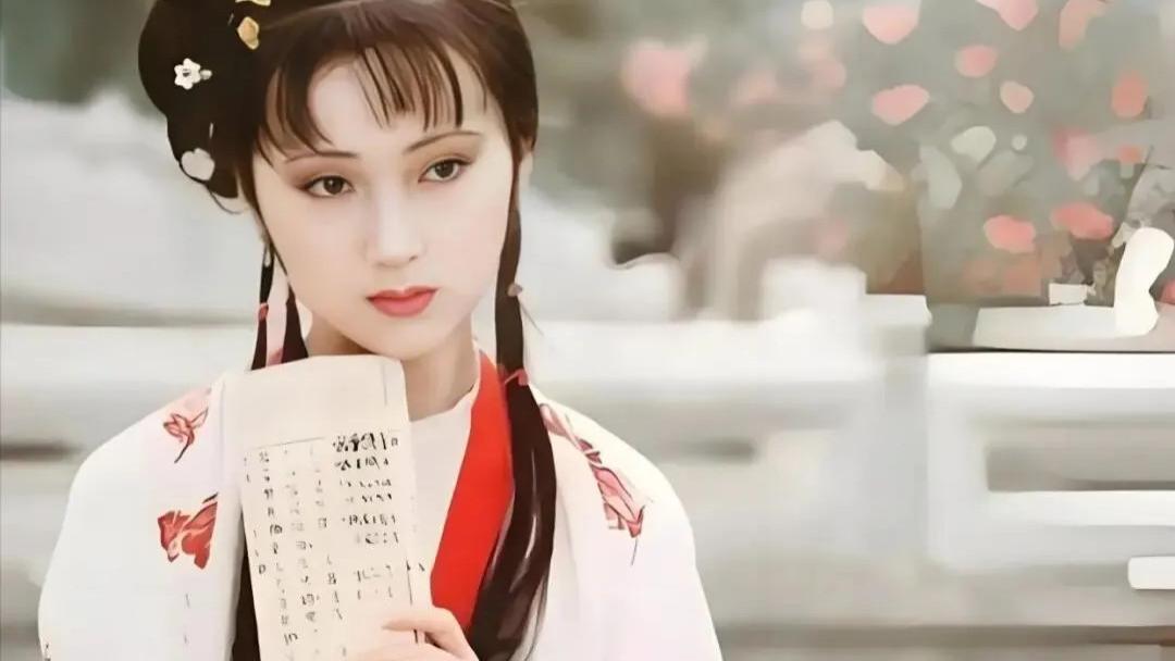 一卷红楼，万般沉溺