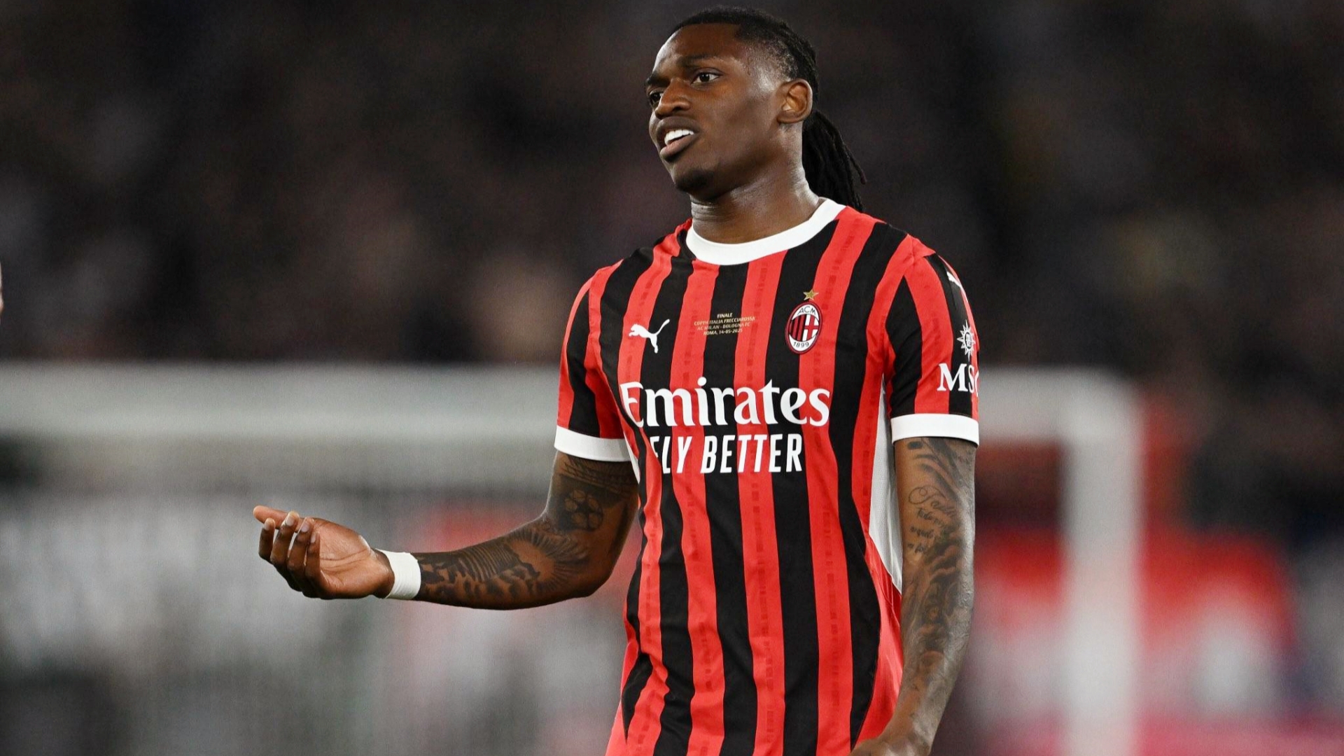 莫雷托消息：若有5000万+奖金的报价，AC米兰会考虑出售莱奥。
莱奥的名字又再