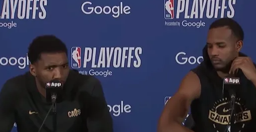 NBA季后赛，猛龙主场126-104大胜骑士，系列赛大比分猛龙1-2骑士。
骑士