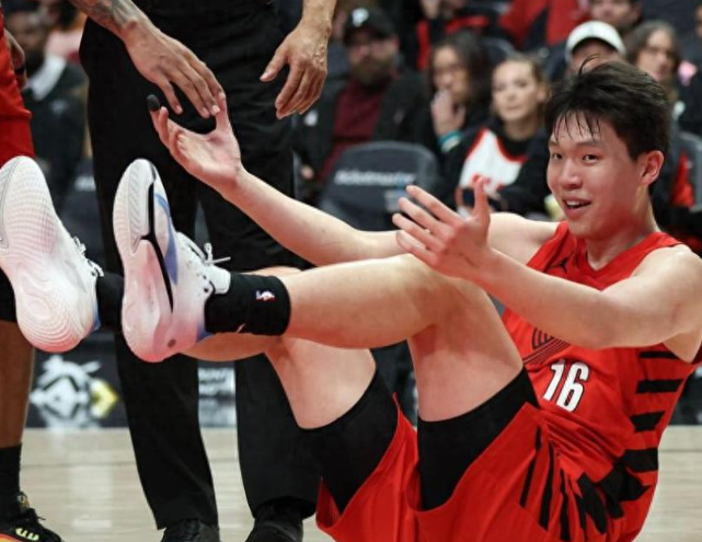 上午11点，开拓者大战快船，附加赛卡位战，大家觉得瀚森能上场吗，能拿到什么数据？