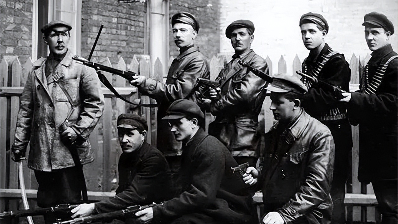 1969年克格勃派汉奸潜入我国，欲炸毁被缴坦克，却因10元钞票败露