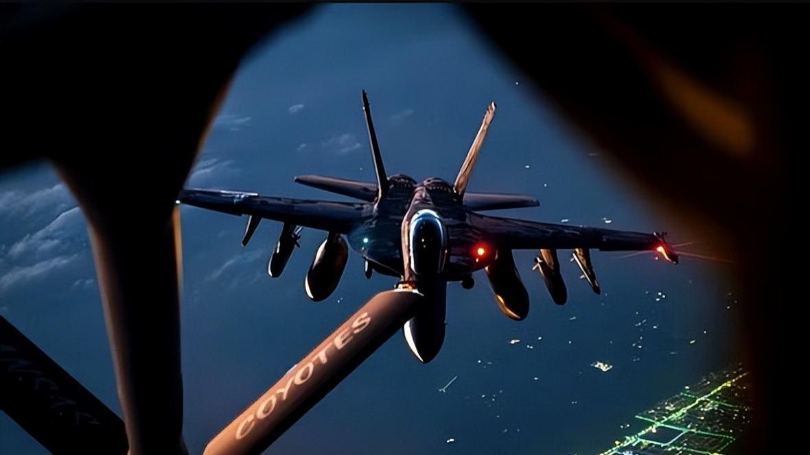 丢人了！美军两架空中加油机在伊拉克上空相撞，结果一毁一伤，目前“伤者”伤情已被曝光