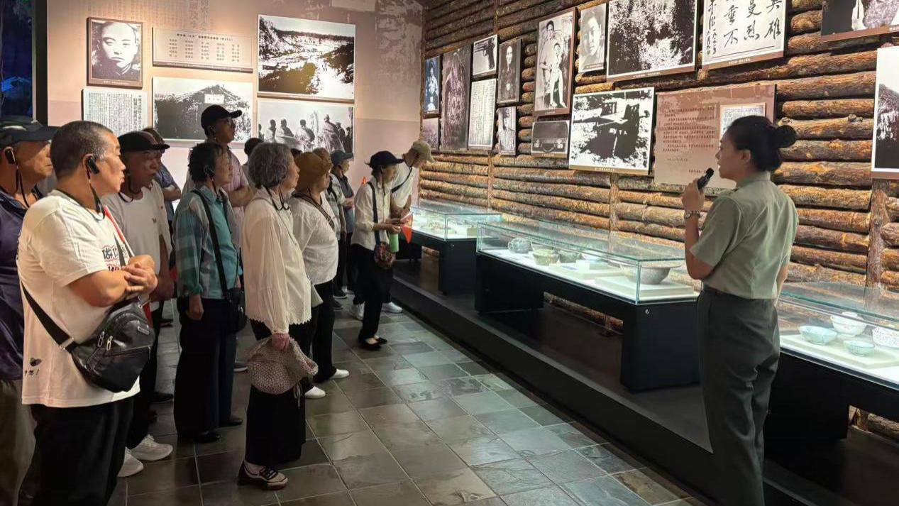 明山区院校社区关工委开展弘扬抗联精神争当时代先锋主题教育活动