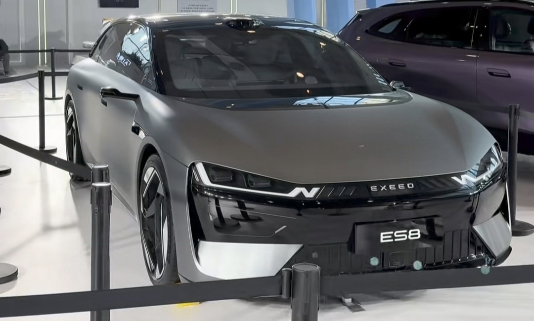 比亚迪充电9分钟续航1036公里太慢？奇瑞扔出王炸，充电5分钟续航1500公里！