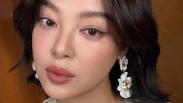 辛芷蕾：今日份美貌，由一朵花来决定