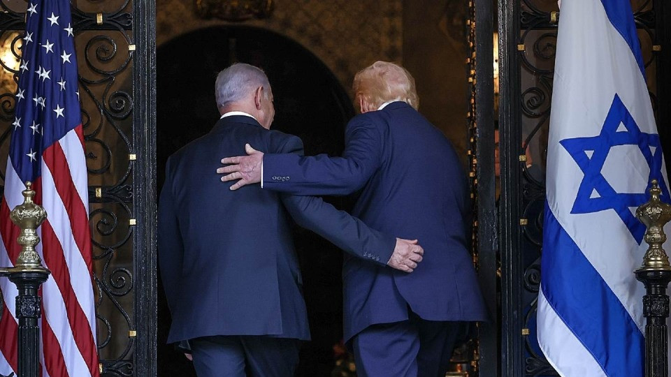 特朗普“恼羞成怒”，美以在伊朗实行“三光”，伊朗50年不能翻身