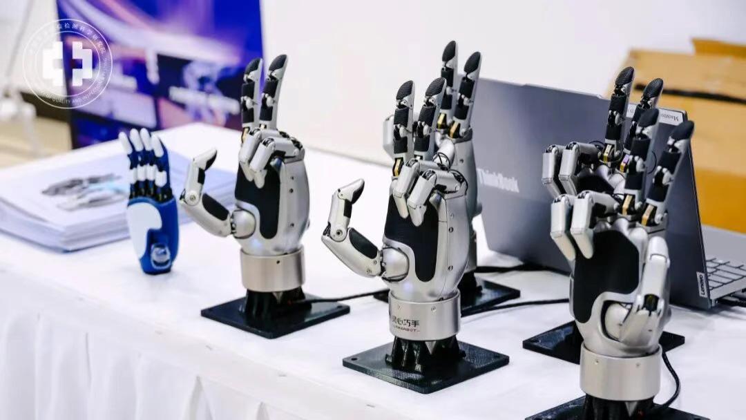 快讯｜机器人离生活更近了！德清灵巧手工厂投产，年产3万只，你家机器人可能用它