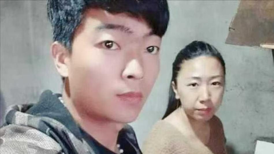 22岁小伙娶36岁美女，不在乎她离异带娃，坦言：她温柔体贴会疼人