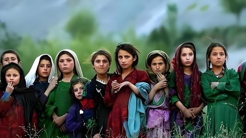 塔利班新刑法变相默许男人打老婆：把女性踩脚下，阿富汗男人就能过的爽吗？