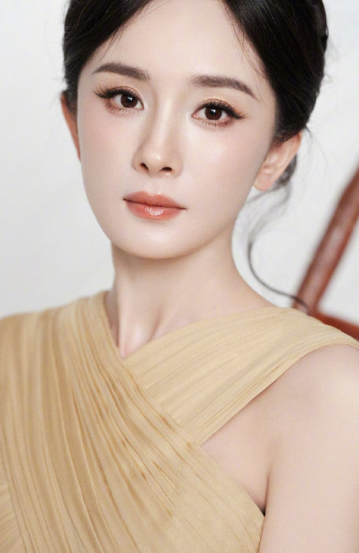 予美人兮幂也
大幂幂绝美写真壁纸