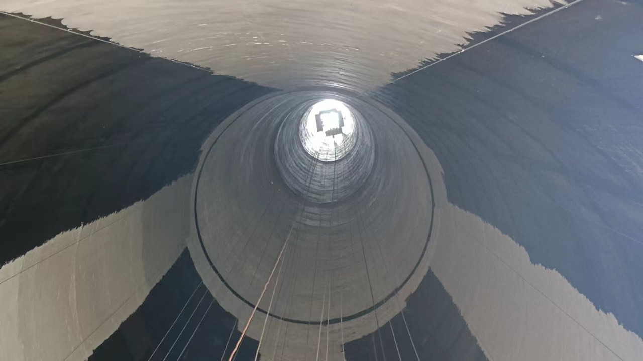 烟囱堵漏修缮顺利竣工 治理内壁渗水隐患