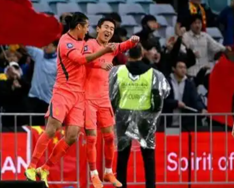 北京时间3月31日，明天中国足球3支国字号出战，赛程和对阵如下：
第一场14：0