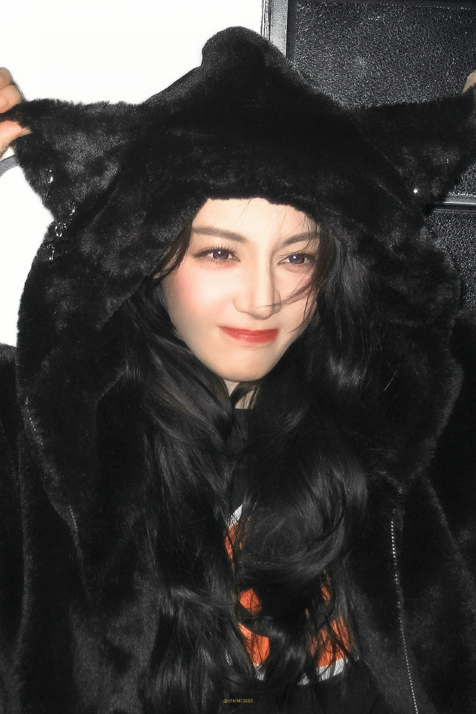 任何一朵花都代替不了我心中的那朵玫瑰