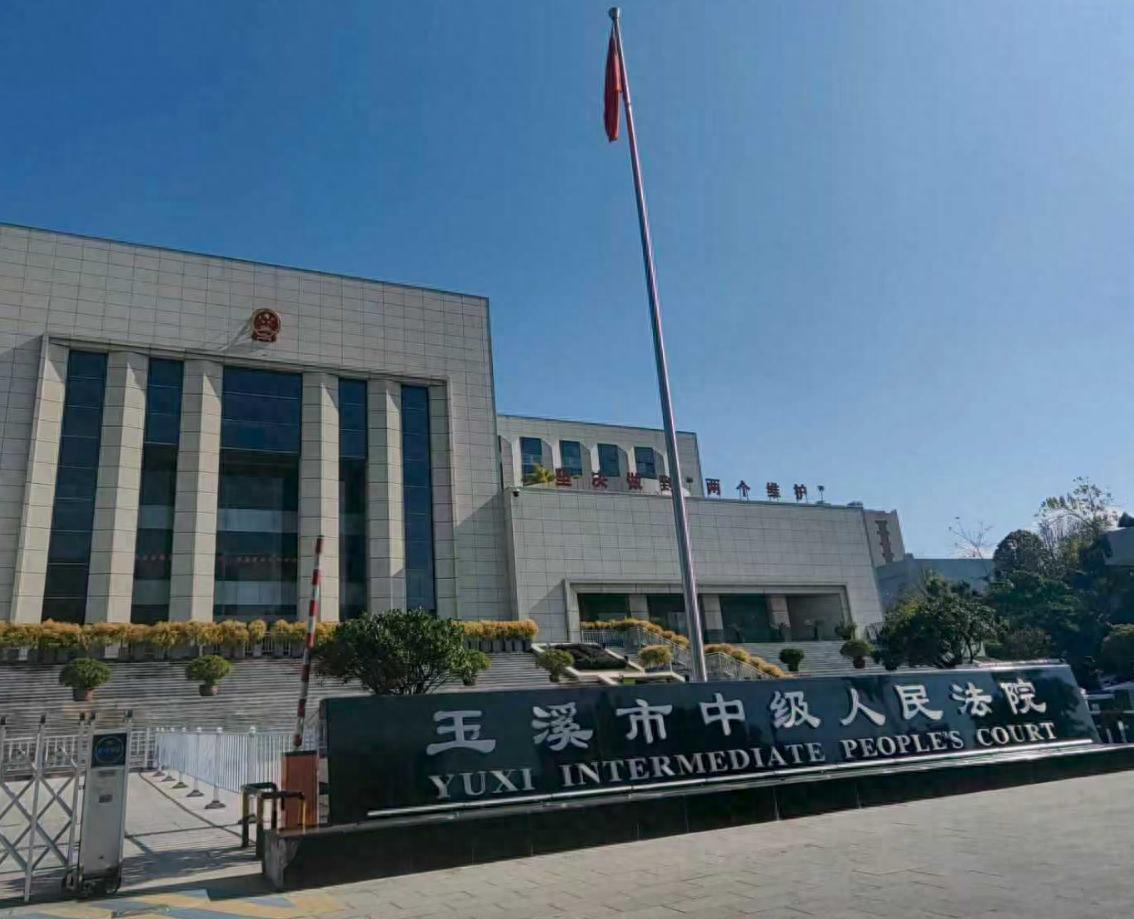 遭强奸追杀女子：终于不用担心他出来报复了