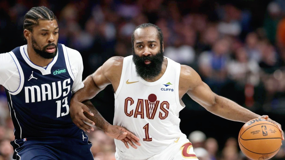 哈登17分7板7助！骑士大胜独行侠33分，36岁控卫之神运筹帷幄