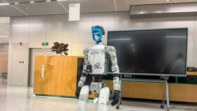 网络“大上行”，体验大跃升：上海移动5G-A赋能上图解锁AI新场景
