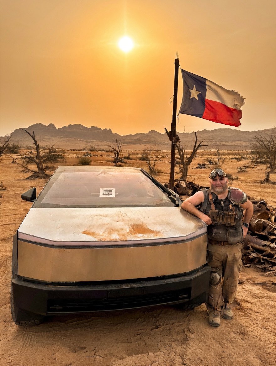 如果特斯拉出一款有3排座椅，且每排座椅都有两扇独立车门的新车。你会买吗？今天有人