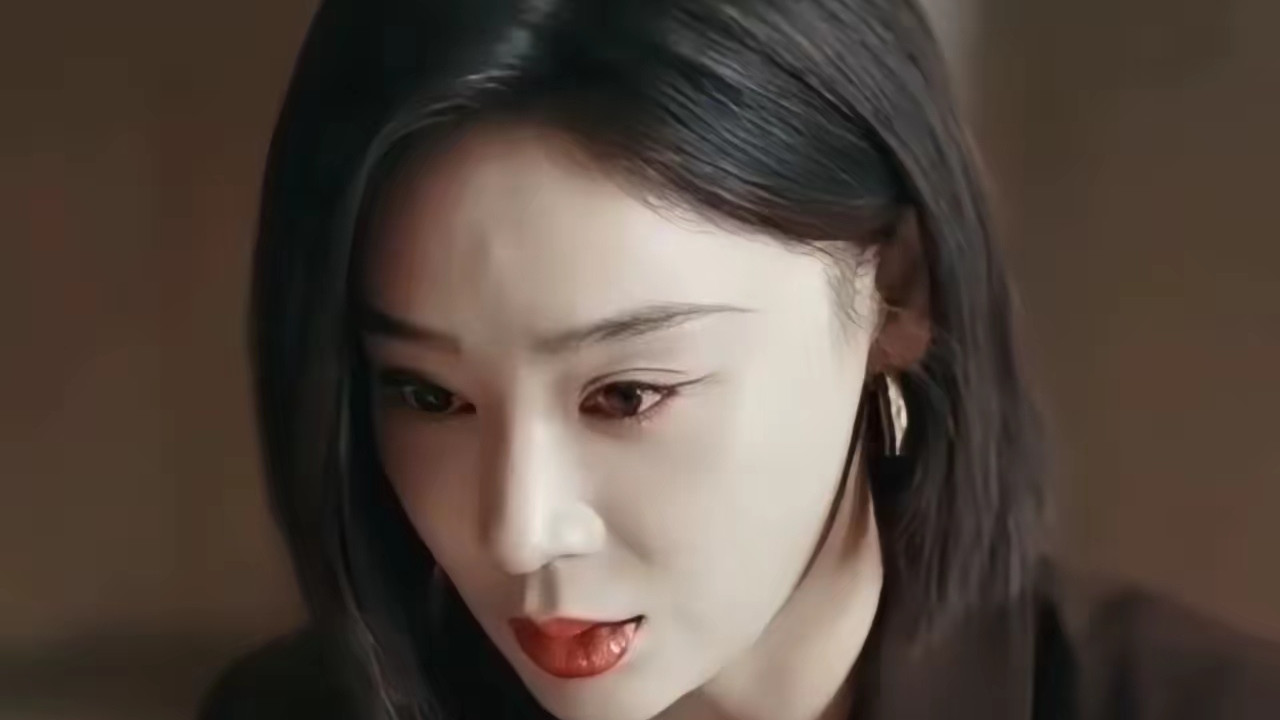 《她的盛焰》：白靓靓母亲去世，不明白那么多人共情白靓靓，她就是个白眼狼啊！