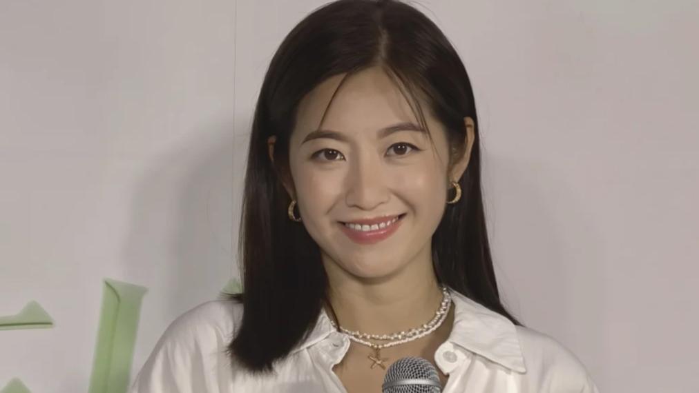 陈自瑶独自更换马桶盖，“靠自己”发言引猜测，曾屡次传出婚变