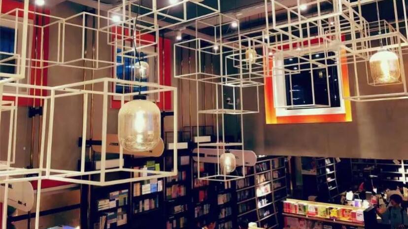 致生活里的“慢行侠”：别怕，你走得不快，但走得很稳