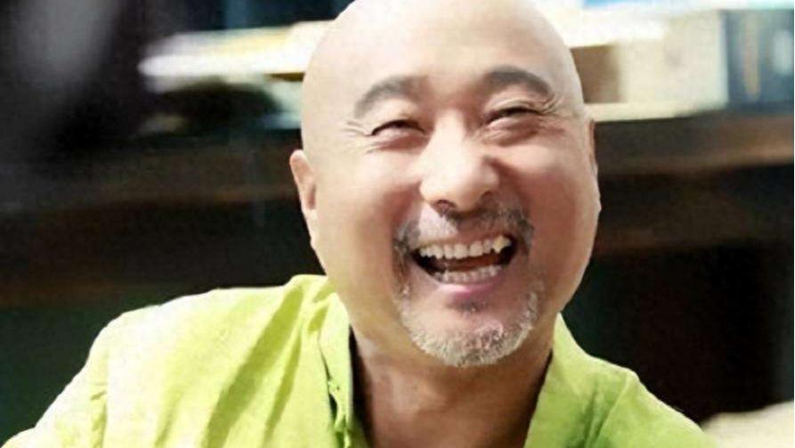 看到《戏台》票房惨败，亏损接近五千万，心里不免有些五味杂陈