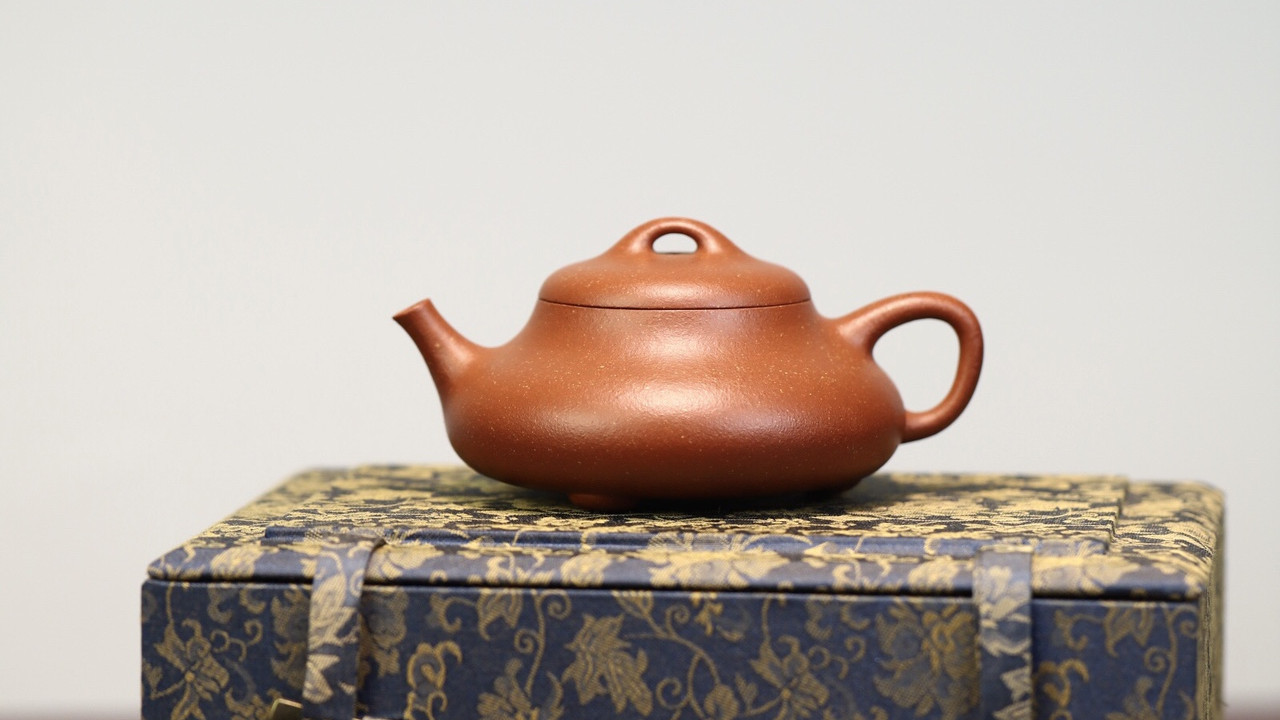 见瓢·全手工  /容量175cc/极品宝山红降坡泥