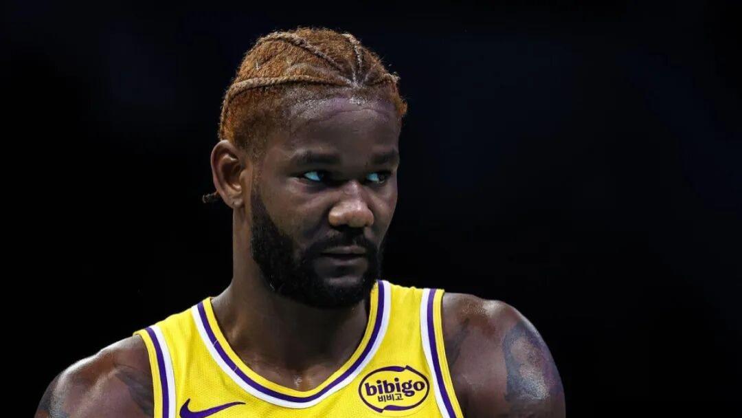 只是备胎！下赛季的艾顿，会不会离开湖人？