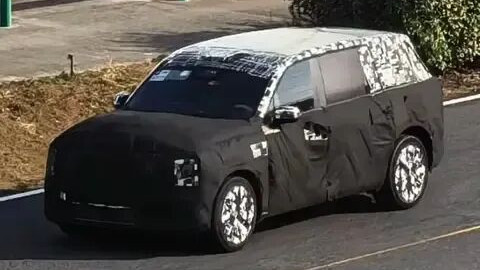 尊界首款SUV曝光，炸翻全网！