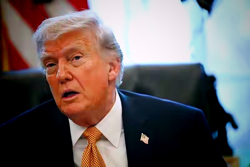 白宫最新表态：对伊军事行动本周打不完

特朗普刚刚又放话了。

16号他在白宫跟