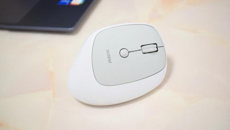 西圣M1无线蓝牙垂直鼠标，人体工学设计能否真正拯救"鼠标手"？