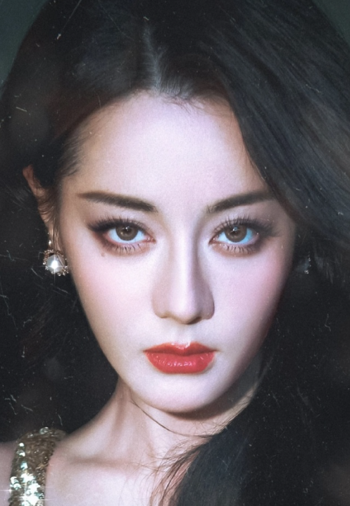 耳机里的旋律，终于在现场撞进心跳里