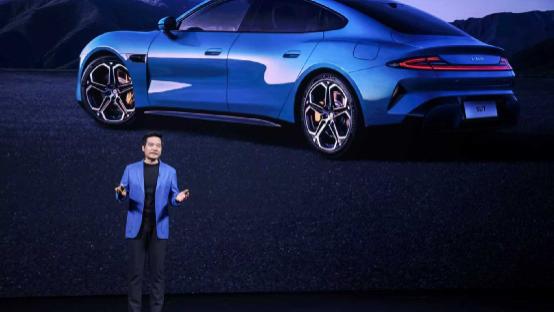 新SU7爆了！但雷军封神失败