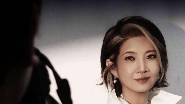 静听一朵花开放的声音：“濯水向阳——陈岚艺术作品展”在杭州影天国际艺廊盛大开幕