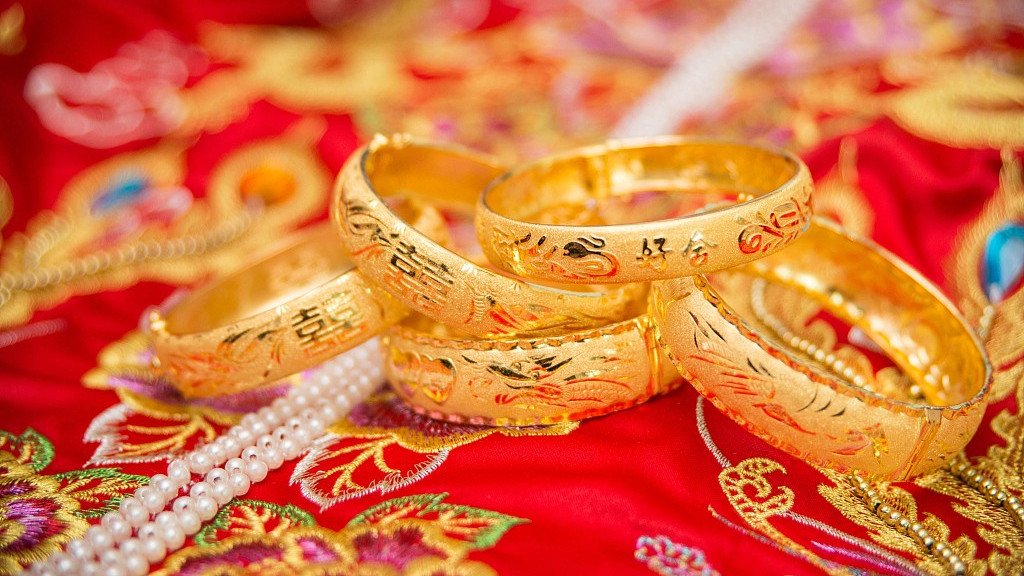 农村婆婆偷偷加 5 万彩礼：“我不能让我儿媳受委屈”