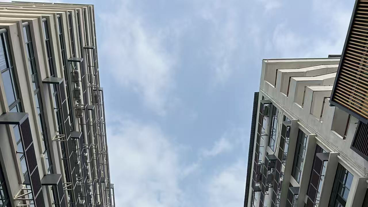 当代的年轻人为何越来越不爱出门了呢？