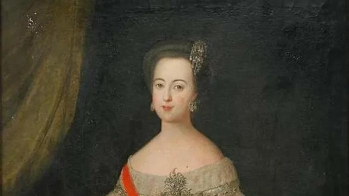 8岁起相亲，从新娘摇篮走出，在宫廷阴谋中成长，叶卡捷琳娜如何从储妃到女皇