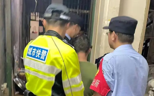 情侣2个月电费5000，一气之下关电闸，次日警察上门：邻居出事了