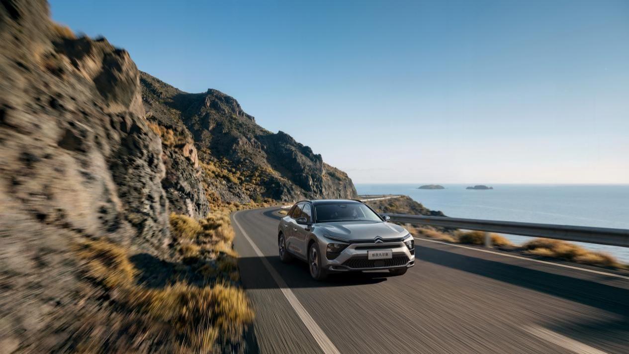 享不同 心所向 雪铁龙暨东风雪铁龙惊艳亮相2026北京国际车展