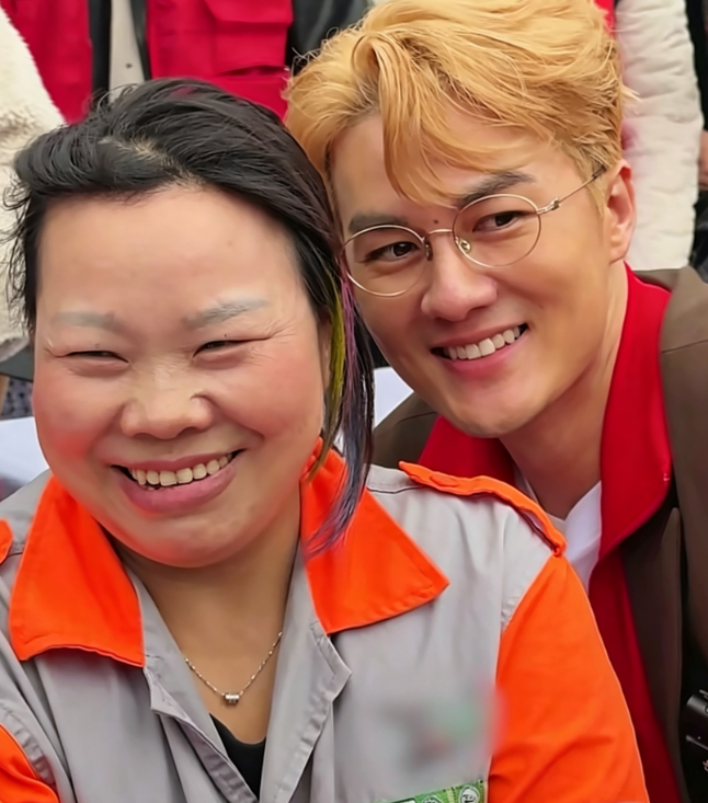 台湾歌手吴克群干了一件我想都不敢想的大事
一个唱着《为你写诗》的情歌王子，一个来