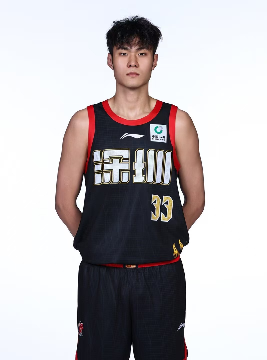 深圳半场打花广厦，广厦下半场战略放弃，王浩然狂砍32分生涯新高