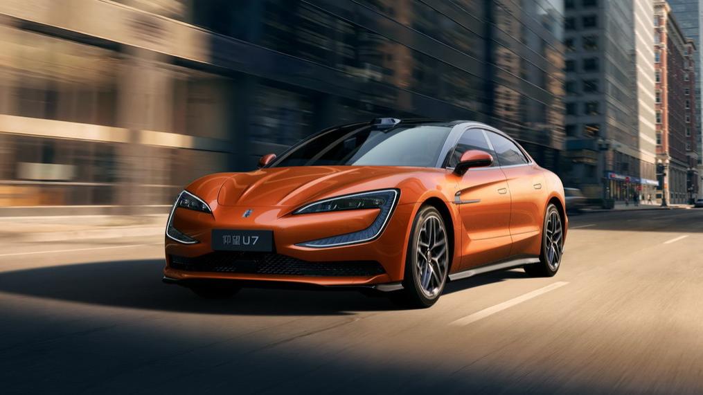 续航、操控、舒适全面进阶，仰望2026款旗舰车型重磅上市